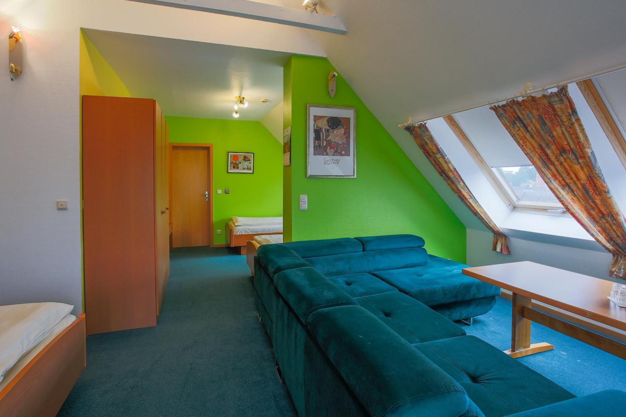 Hotel Ideal Любек Екстер'єр фото