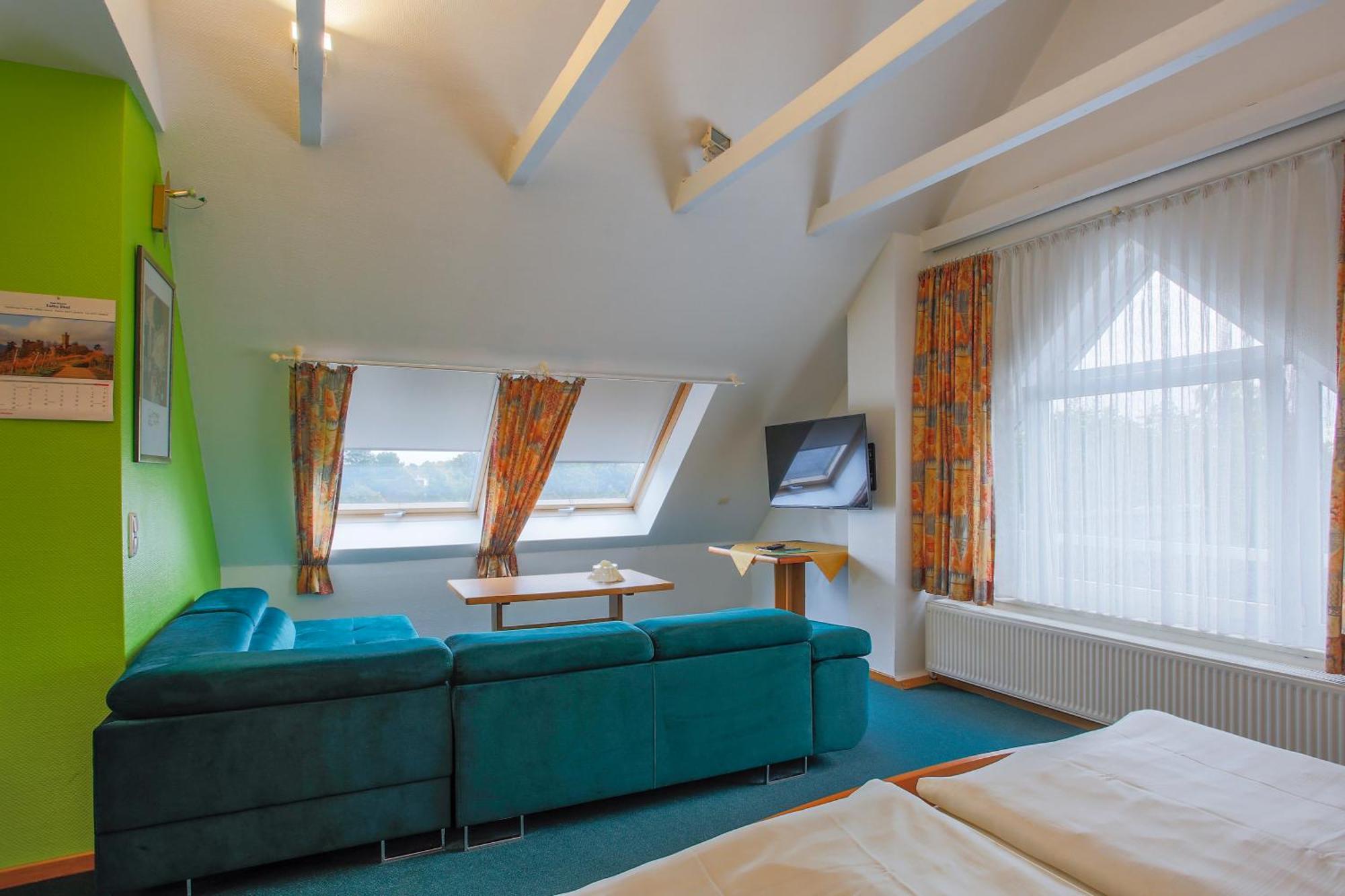 Hotel Ideal Любек Екстер'єр фото